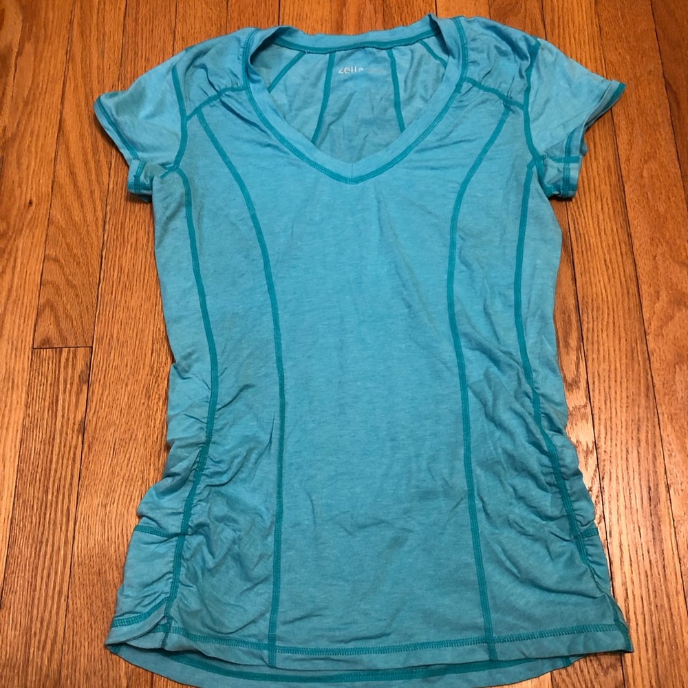 Zella v-neck workout shirt, cinched, size large